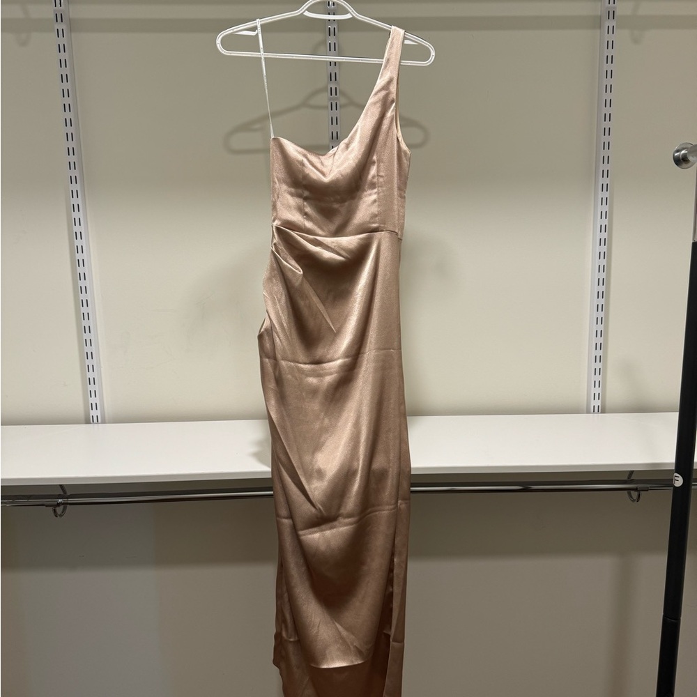 Elegant One-Shoulder Dress